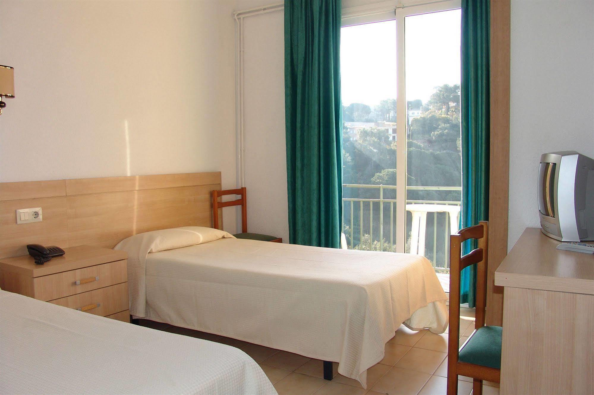 Hotel Montañamar Lloret de Mar Exterior foto